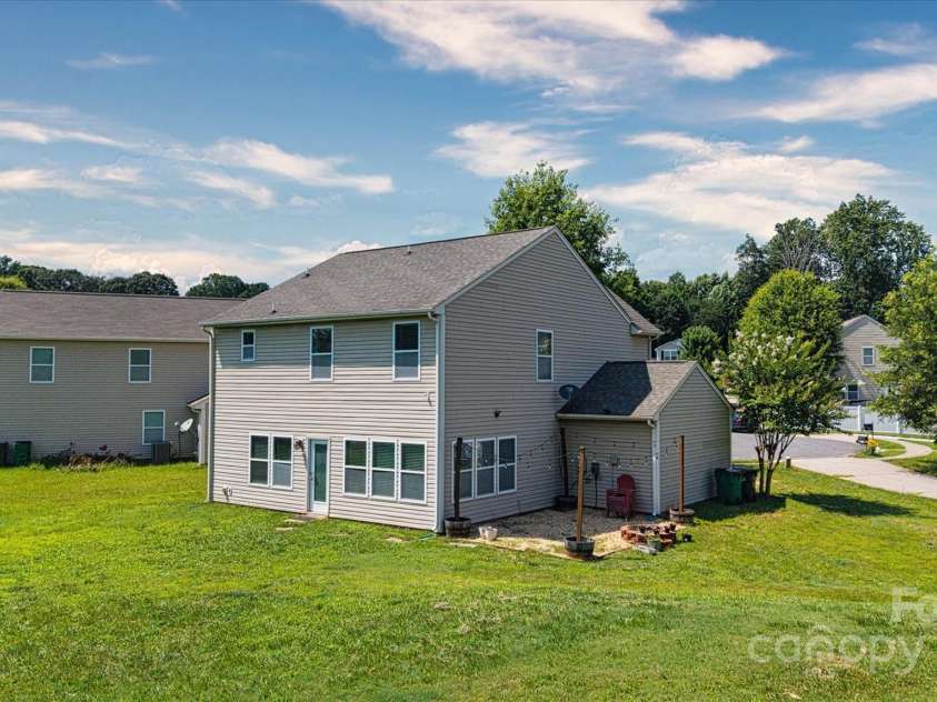 1628 Fitchburg Court, Charlotte, NC 28214.  MLS# CAR4276225, YatesRealty ID 25525. 
