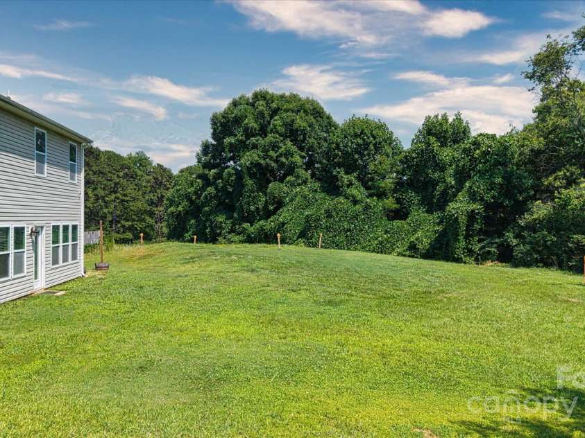 1628 Fitchburg Court, Charlotte, NC 28214.  MLS# CAR4276225, YatesRealty ID 25525. 