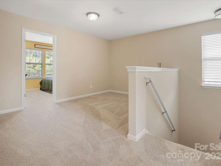 1628 Fitchburg Court, Charlotte, NC 28214.  MLS# CAR4276225, YatesRealty ID 25525. The Open Loft!!!