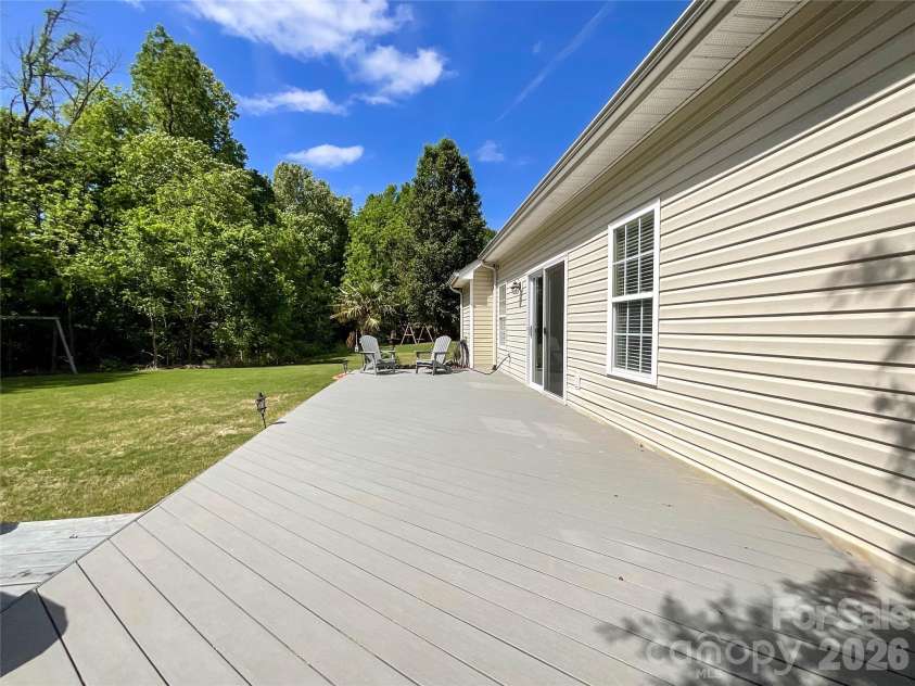 3025 Streamlet Way, Monroe, NC 28110.  MLS# CAR4376241, YatesRealty ID 25525. 