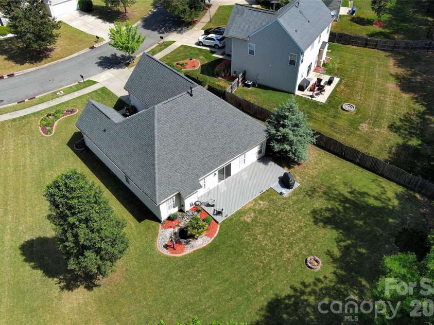 3025 Streamlet Way, Monroe, NC 28110.  MLS# CAR4376241, YatesRealty ID 25525. 