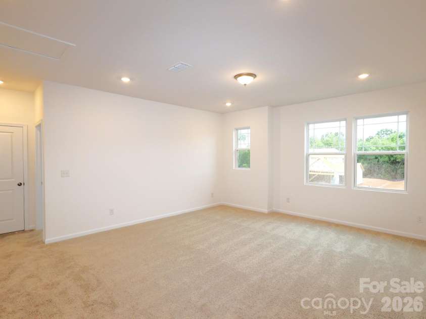233 Amber Glen Drive, Locust, NC 28097.  MLS# CAR4384629, YatesRealty ID 25526. Loft
