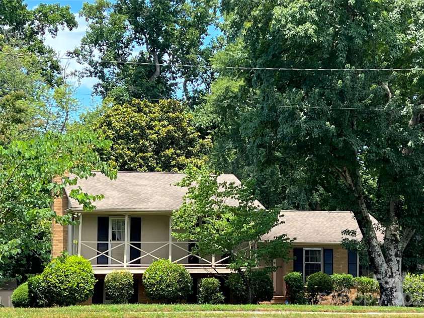 5938 Sharon Road, Charlotte, NC 28210.  MLS# CAR4279719, YatesRealty ID 25526. 