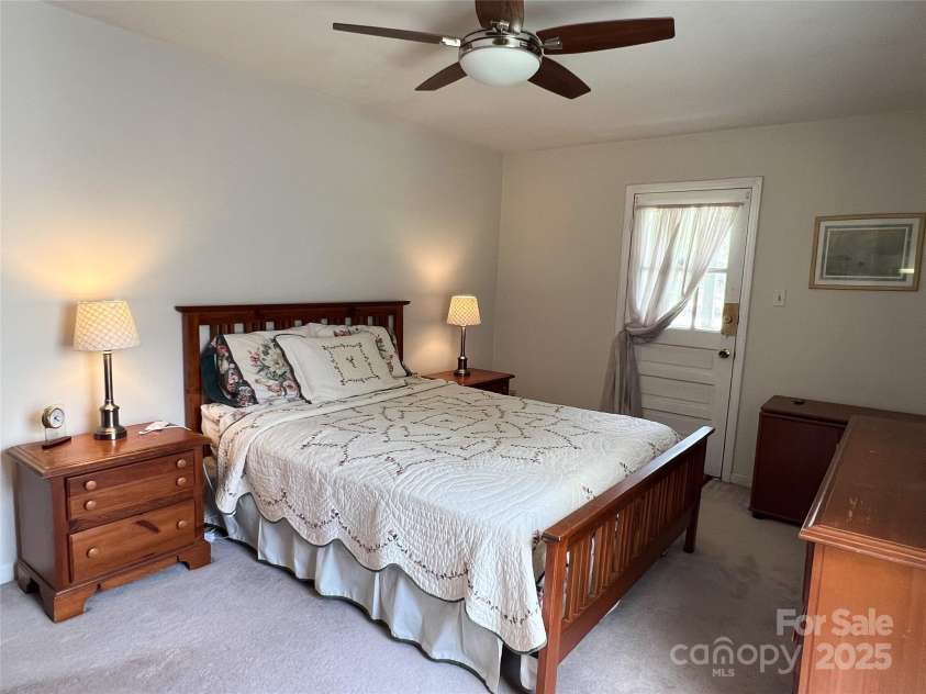 5938 Sharon Road, Charlotte, NC 28210.  MLS# CAR4279719, YatesRealty ID 25526. 