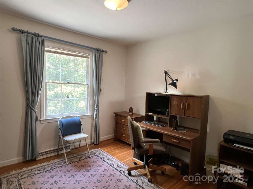 5938 Sharon Road, Charlotte, NC 28210.  MLS# CAR4279719, YatesRealty ID 25526. 