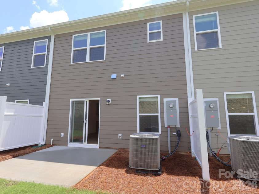 384 Hendley Drive, York, SC 29745.  MLS# CAR4386259, YatesRealty ID 25528. Rear exterior