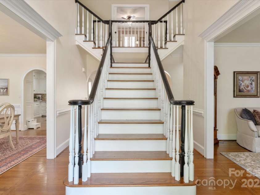 12048 Royal Portrush Drive, Charlotte, NC 28277.  MLS# CAR4254234, YatesRealty ID 25529. 