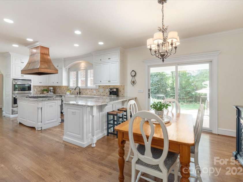 12048 Royal Portrush Drive, Charlotte, NC 28277.  MLS# CAR4254234, YatesRealty ID 25529. 