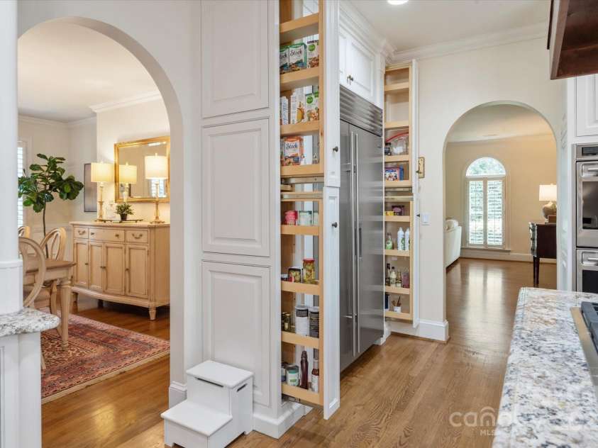 12048 Royal Portrush Drive, Charlotte, NC 28277.  MLS# CAR4254234, YatesRealty ID 25529. 