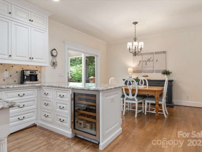 12048 Royal Portrush Drive, Charlotte, NC 28277.  MLS# CAR4254234, YatesRealty ID 25529. 