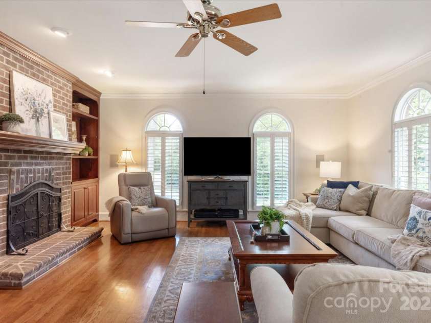 12048 Royal Portrush Drive, Charlotte, NC 28277.  MLS# CAR4254234, YatesRealty ID 25529. 