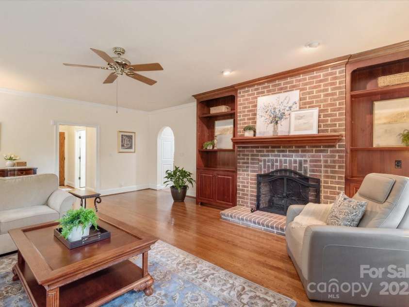 12048 Royal Portrush Drive, Charlotte, NC 28277.  MLS# CAR4254234, YatesRealty ID 25529. 
