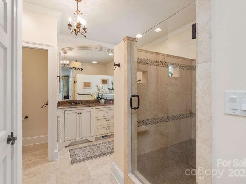 12048 Royal Portrush Drive, Charlotte, NC 28277.  MLS# CAR4254234, YatesRealty ID 25529. 