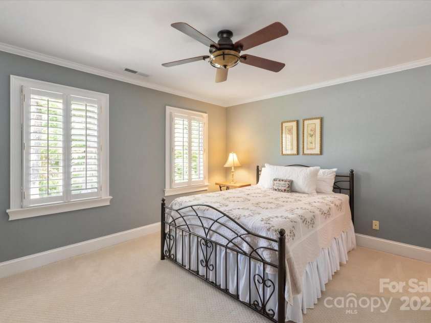 12048 Royal Portrush Drive, Charlotte, NC 28277.  MLS# CAR4254234, YatesRealty ID 25529. 