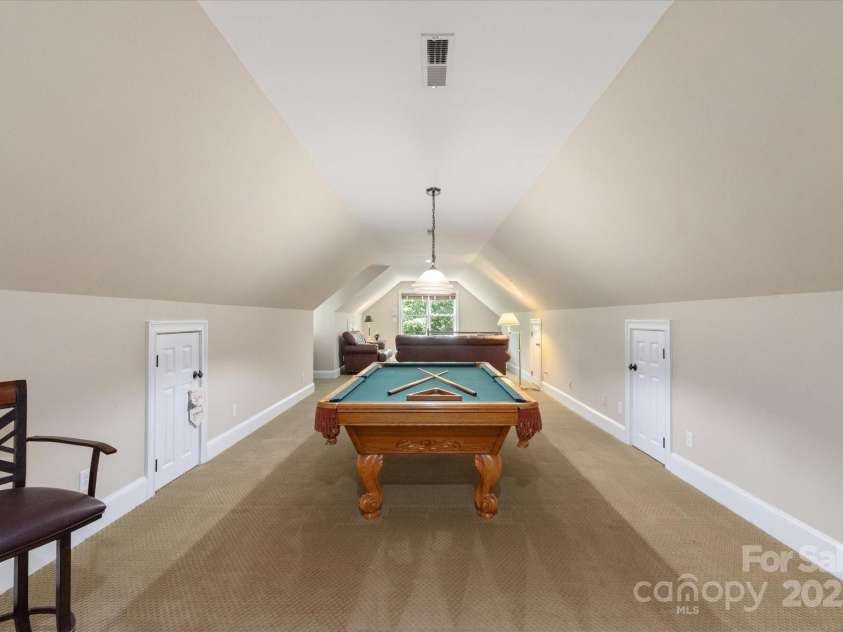 12048 Royal Portrush Drive, Charlotte, NC 28277.  MLS# CAR4254234, YatesRealty ID 25529. 