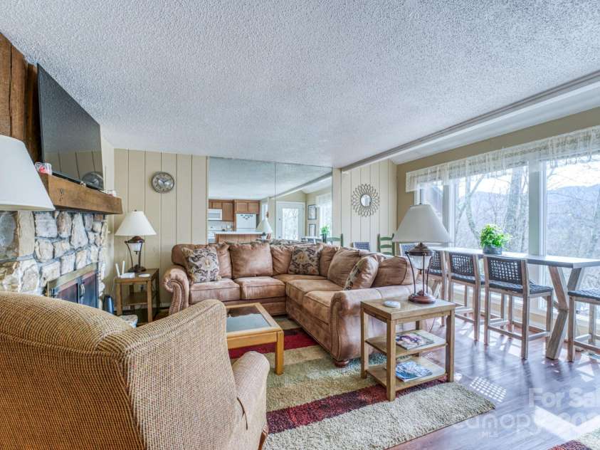 1443 Sugar Mountain Drive, Sugar Mountain, NC 28604.  MLS# CAR4122060, YatesRealty ID 2553. 