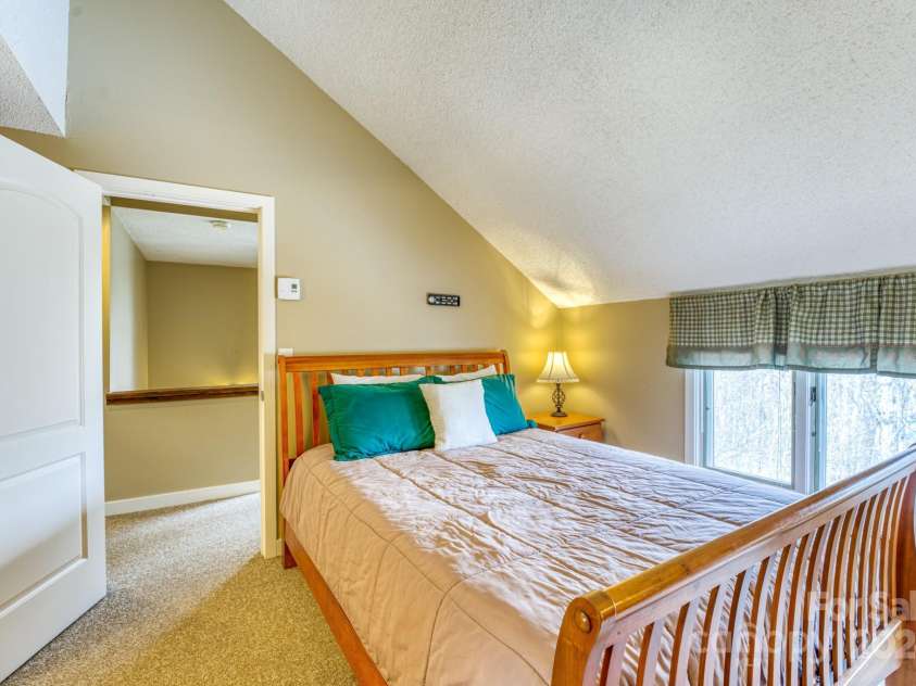 1443 Sugar Mountain Drive, Sugar Mountain, NC 28604.  MLS# CAR4122060, YatesRealty ID 2553. Guest bedroom 2nd floor