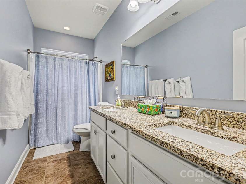 2016 Henslow Trail, Fort Mill, SC 29708.  MLS# CAR4385985, YatesRealty ID 25530. 