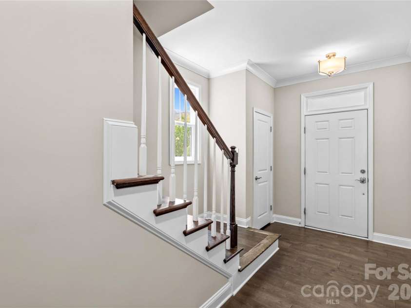 122 Mint Avenue, Mooresville, NC 28117.  MLS# CAR4374548, YatesRealty ID 25532. 
