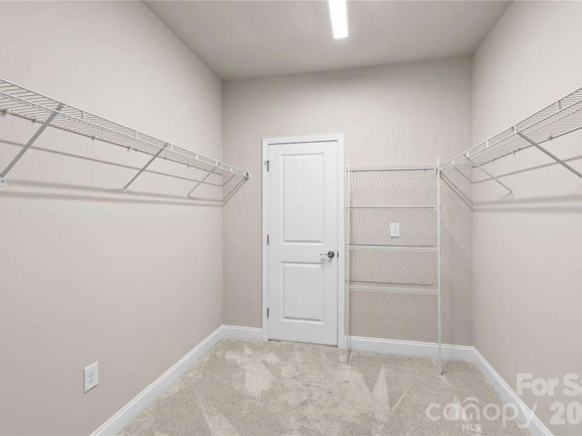 122 Mint Avenue, Mooresville, NC 28117.  MLS# CAR4374548, YatesRealty ID 25532. 