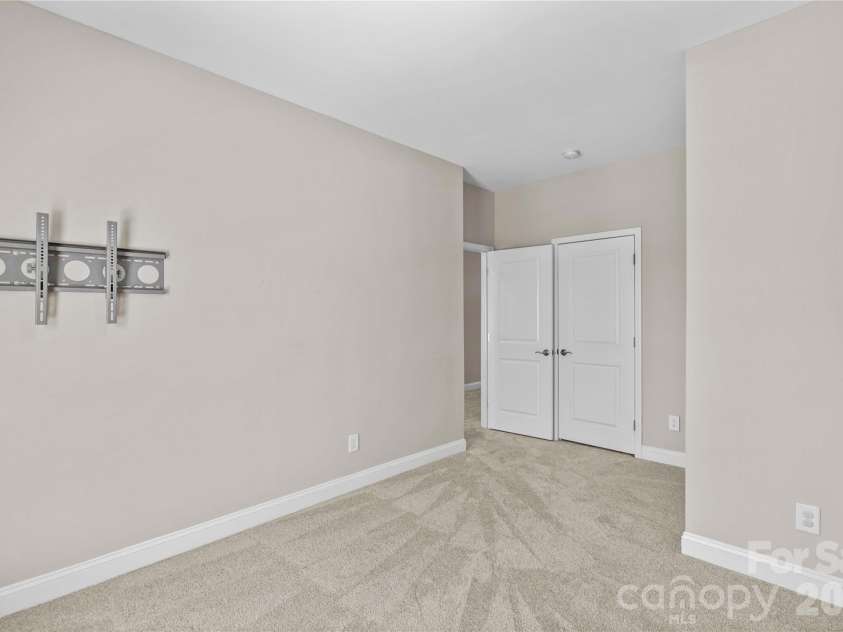 122 Mint Avenue, Mooresville, NC 28117.  MLS# CAR4374548, YatesRealty ID 25532. 