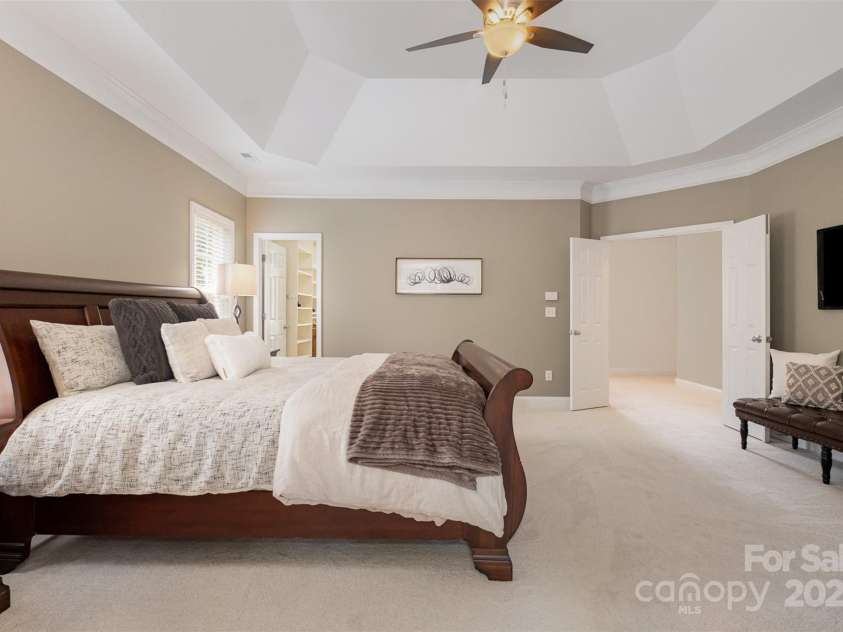 14746 Greenpoint Lane, Huntersville, NC 28078.  MLS# CAR4270806, YatesRealty ID 25533. 