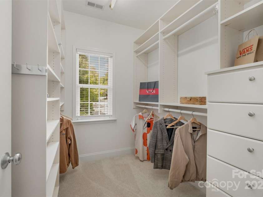 14746 Greenpoint Lane, Huntersville, NC 28078.  MLS# CAR4270806, YatesRealty ID 25533. 