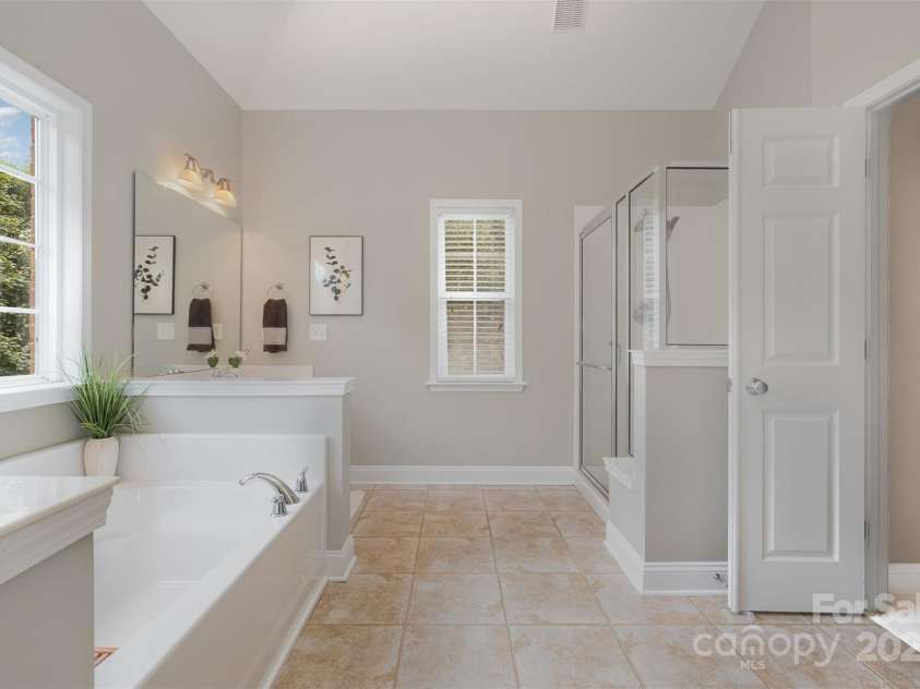 14746 Greenpoint Lane, Huntersville, NC 28078.  MLS# CAR4270806, YatesRealty ID 25533. 