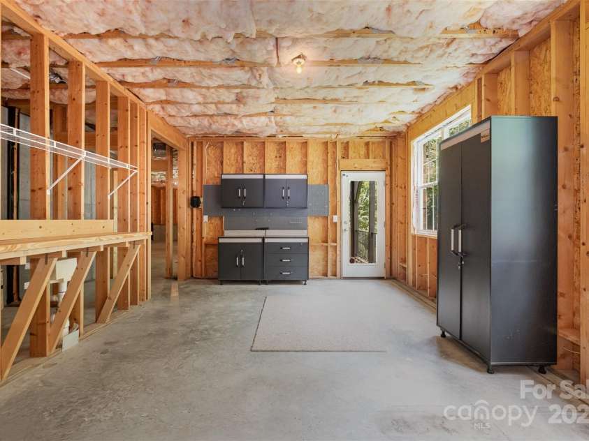 14746 Greenpoint Lane, Huntersville, NC 28078.  MLS# CAR4270806, YatesRealty ID 25533. 