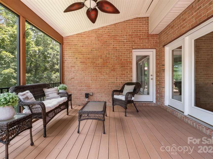 14746 Greenpoint Lane, Huntersville, NC 28078.  MLS# CAR4270806, YatesRealty ID 25533. 