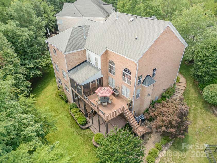 14746 Greenpoint Lane, Huntersville, NC 28078.  MLS# CAR4270806, YatesRealty ID 25533. 