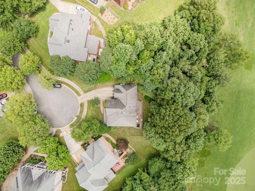 14746 Greenpoint Lane, Huntersville, NC 28078.  MLS# CAR4270806, YatesRealty ID 25533. 