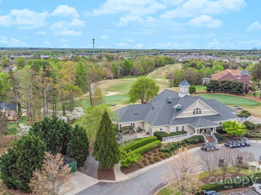 14746 Greenpoint Lane, Huntersville, NC 28078.  MLS# CAR4270806, YatesRealty ID 25533. 