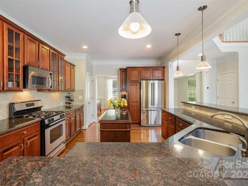 14746 Greenpoint Lane, Huntersville, NC 28078.  MLS# CAR4270806, YatesRealty ID 25533. 