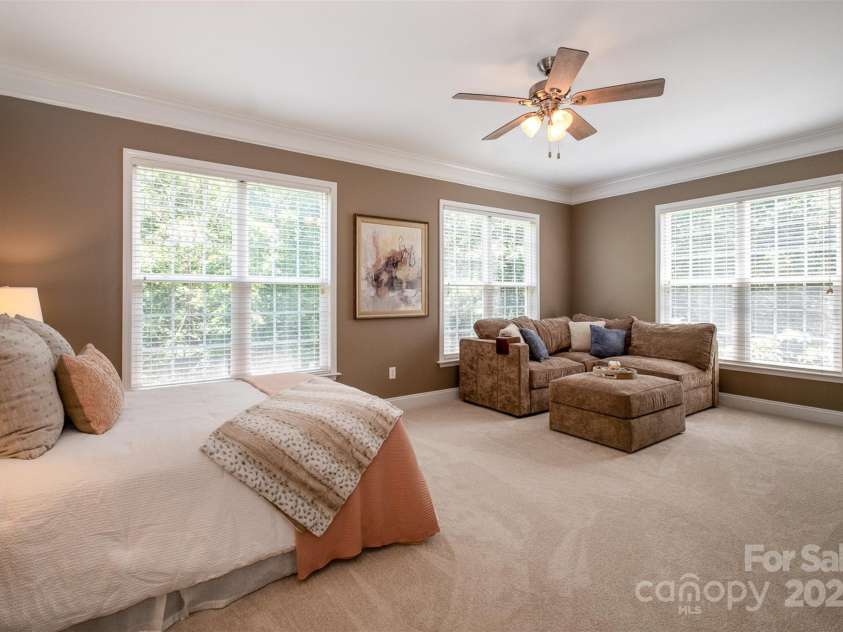 14746 Greenpoint Lane, Huntersville, NC 28078.  MLS# CAR4270806, YatesRealty ID 25533. 