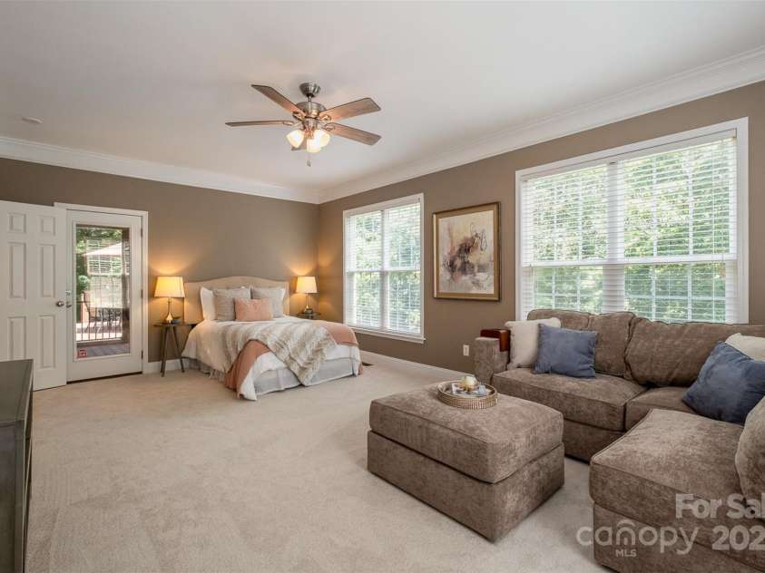 14746 Greenpoint Lane, Huntersville, NC 28078.  MLS# CAR4270806, YatesRealty ID 25533. 