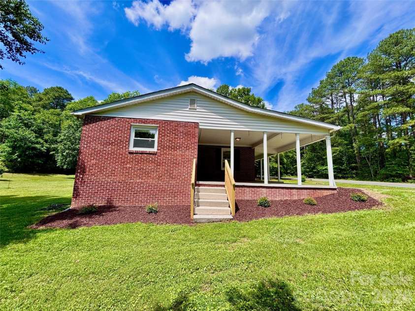 156 Doggett Grove Road, Forest City, NC 28043.  MLS# CAR4379811, YatesRealty ID 25533. 