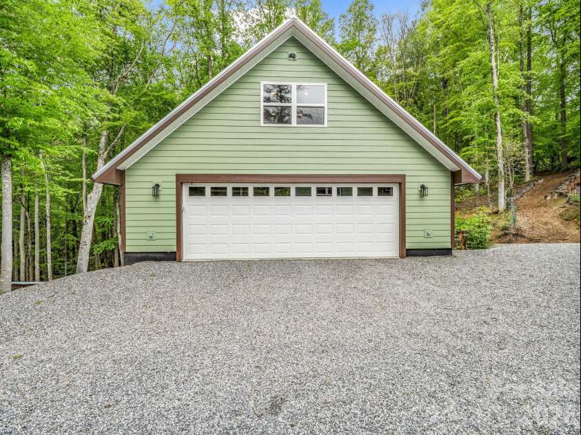 360 Shadow Lane, Green Mountain, NC 28740.  MLS# CAR4381079, YatesRealty ID 25534. 2 story garage with basement!