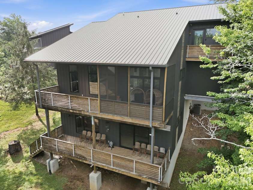 40 Malvern Walk, Asheville, NC 28806.  MLS# CAR4385374, YatesRealty ID 25535. 