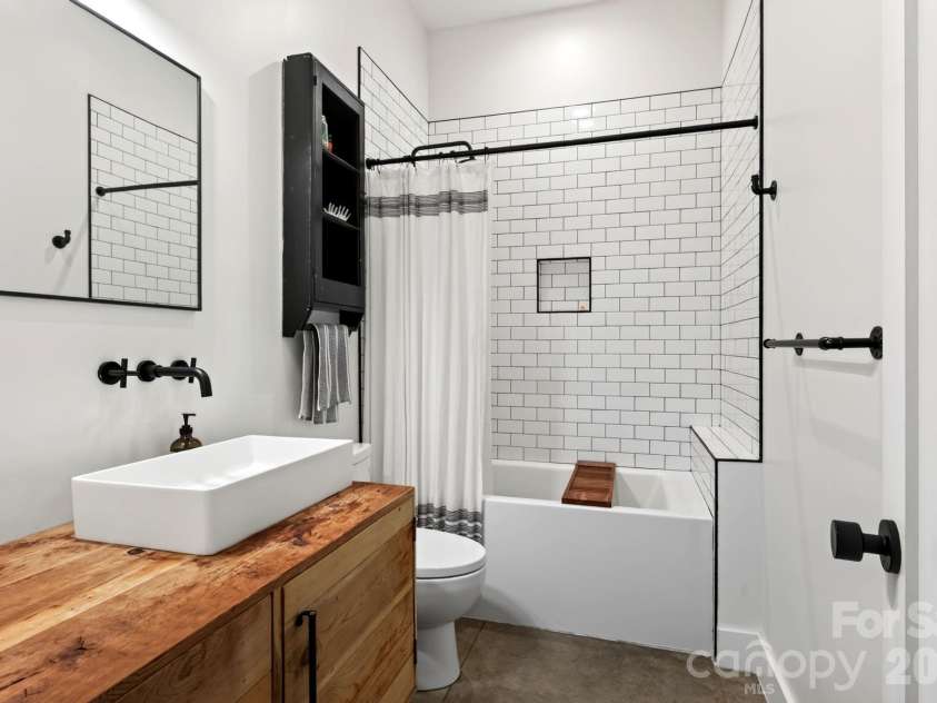 40 Malvern Walk, Asheville, NC 28806.  MLS# CAR4419917, YatesRealty ID 25535. Full Bath with Vessel Sink and FoxDen Decor Vanity
