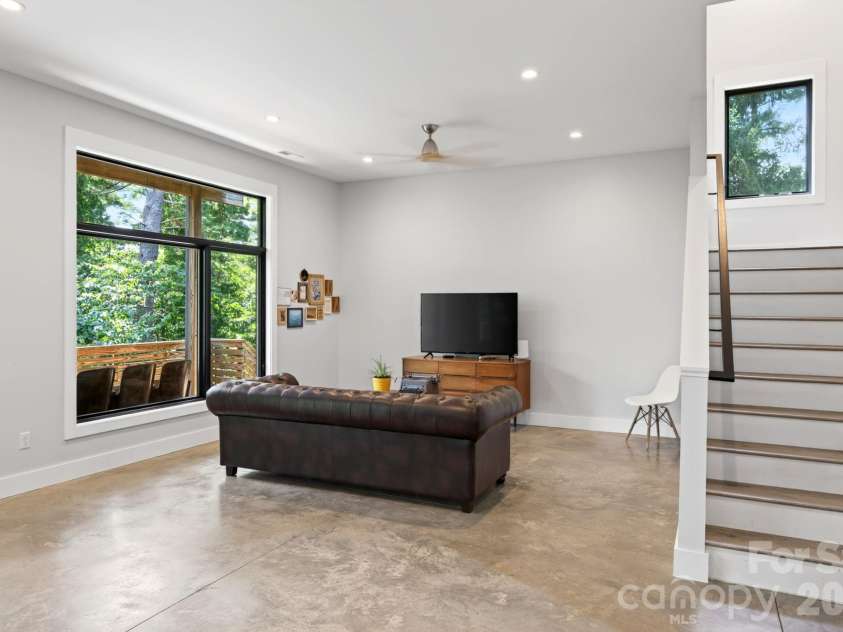 40 Malvern Walk, Asheville, NC 28806.  MLS# CAR4419917, YatesRealty ID 25535. Lower Level Living Area Gets Great Natural Light