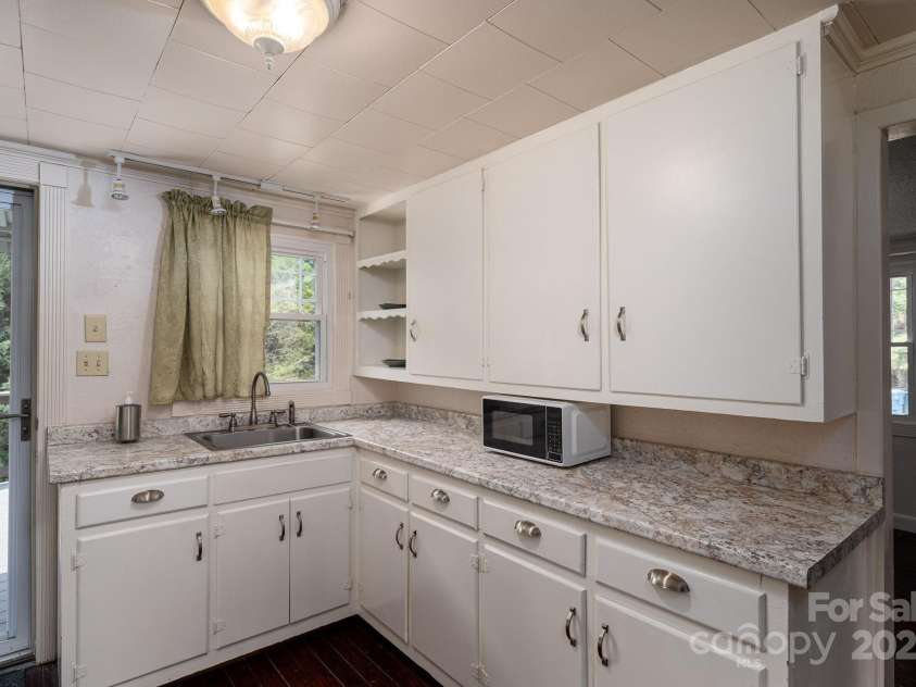 2420 Timberland Hills Drive, Newton, NC 28658.  MLS# CAR4275663, YatesRealty ID 25539. 