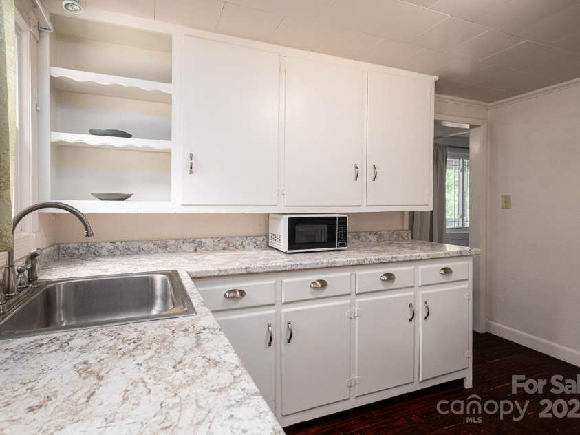 2420 Timberland Hills Drive, Newton, NC 28658.  MLS# CAR4275663, YatesRealty ID 25539. 