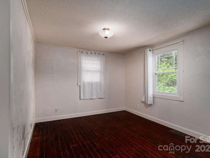 2420 Timberland Hills Drive, Newton, NC 28658.  MLS# CAR4275663, YatesRealty ID 25539. 