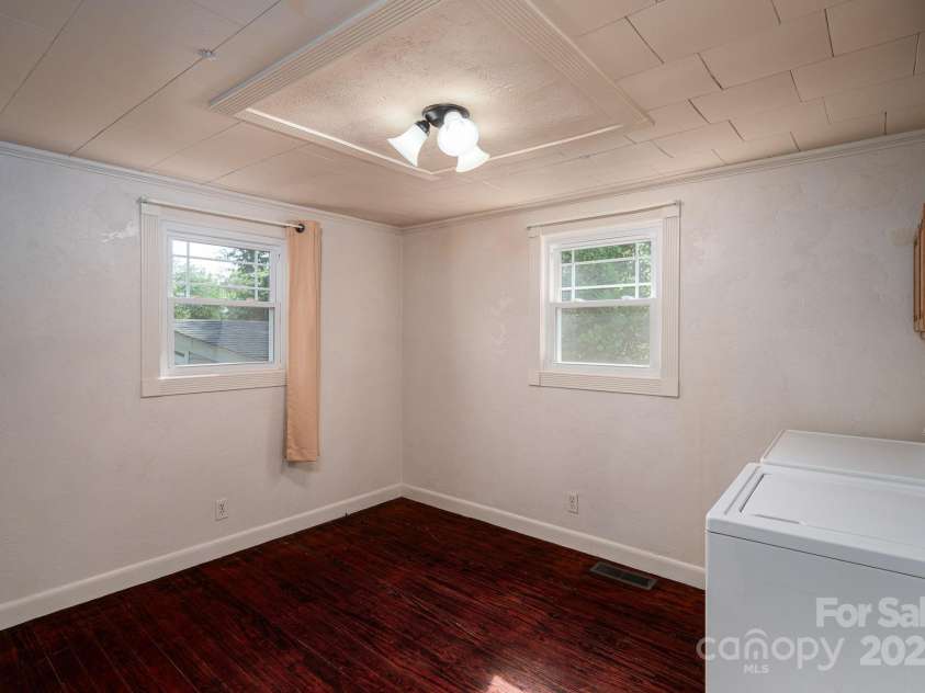 2420 Timberland Hills Drive, Newton, NC 28658.  MLS# CAR4275663, YatesRealty ID 25539. 