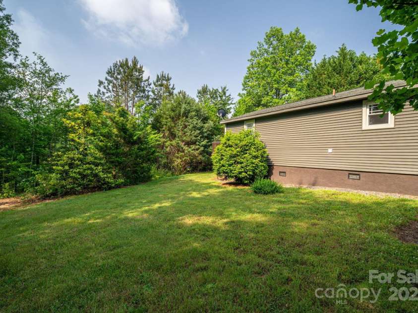 2420 Timberland Hills Drive, Newton, NC 28658.  MLS# CAR4275663, YatesRealty ID 25539. 