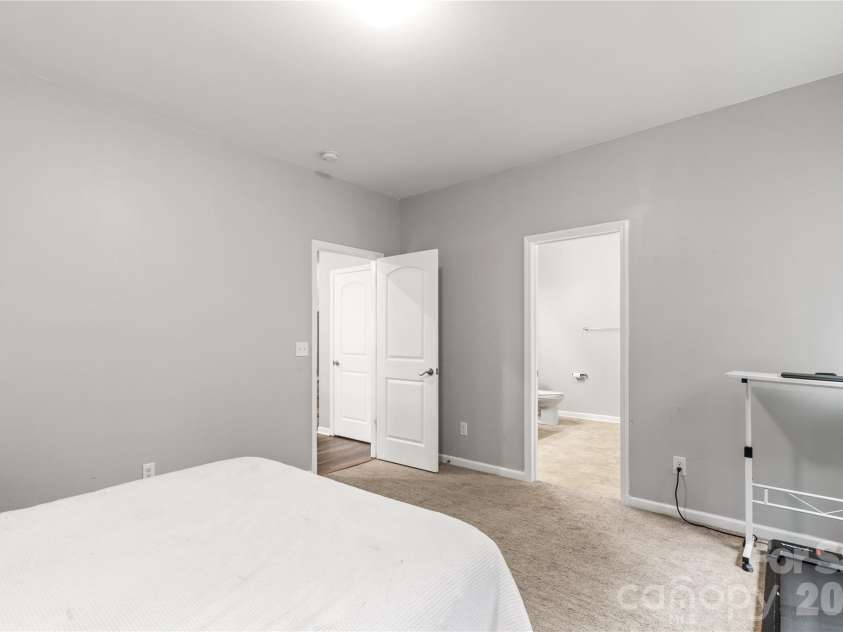 14435 Maritime Drive, Lancaster, SC 29720.  MLS# CAR4402273, YatesRealty ID 25540. 
