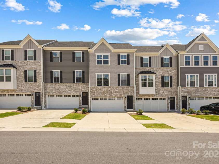2040 Dornoch Road, Tega Cay, SC 29708.  MLS# CAR4276932, YatesRealty ID 25540. 