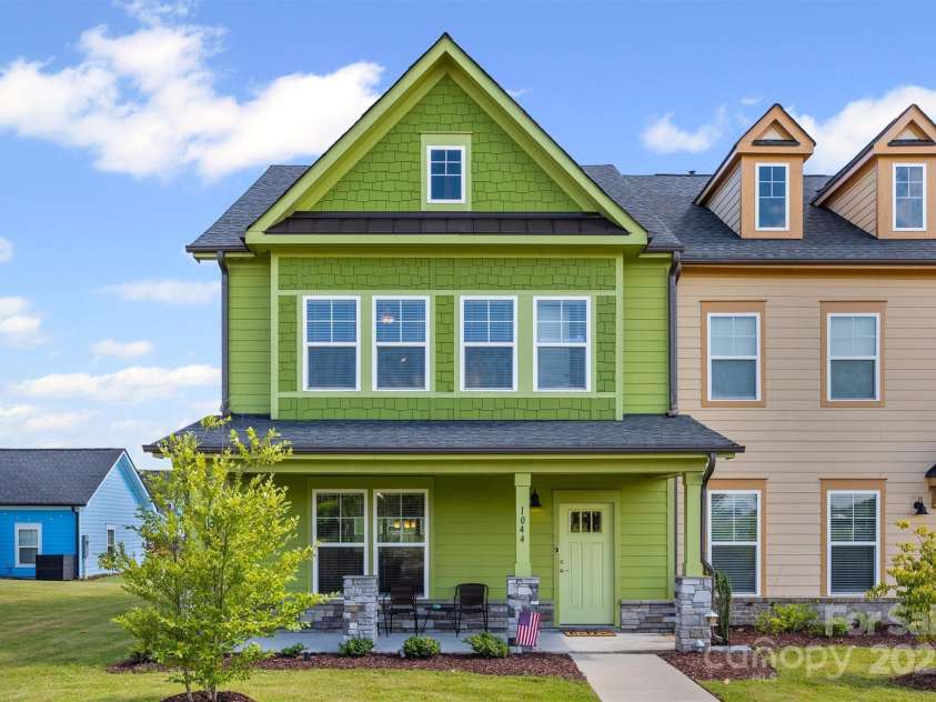1044 Riverwalk Parkway, Rock Hill, SC 29730.  MLS# CAR4280089, YatesRealty ID 25541. 