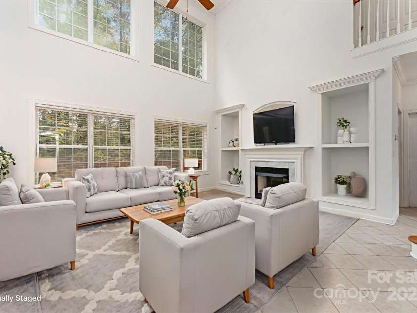 14333 Maclauren Lane, Huntersville, NC 28078.  MLS# CAR4318051, YatesRealty ID 25541. Virtually Staged